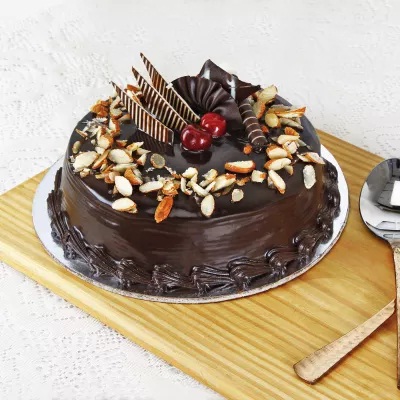 Choco Almond Round Cake