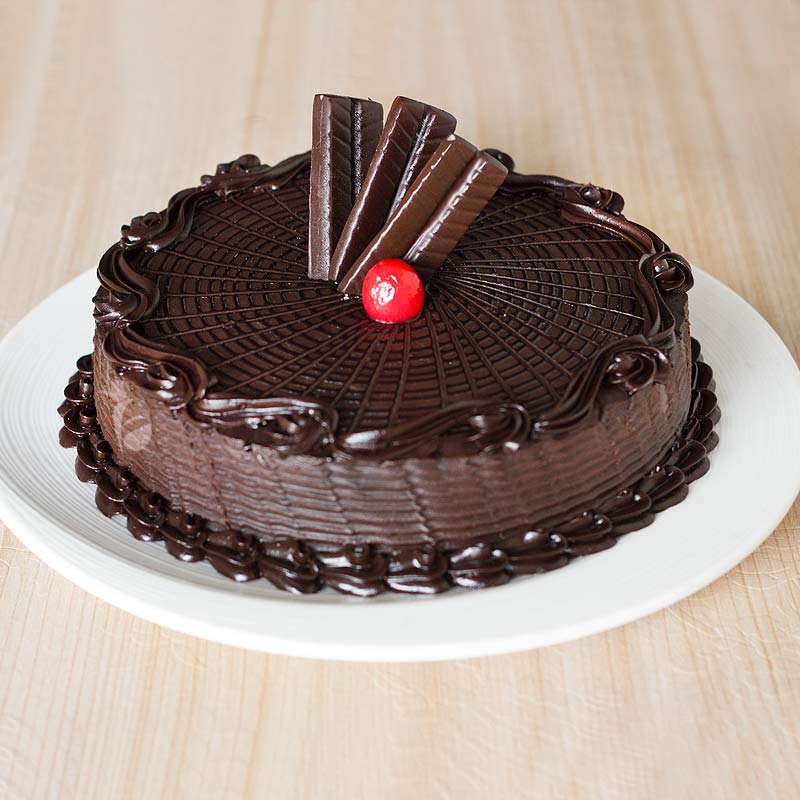 Yummy Chocolate Truffle Cake