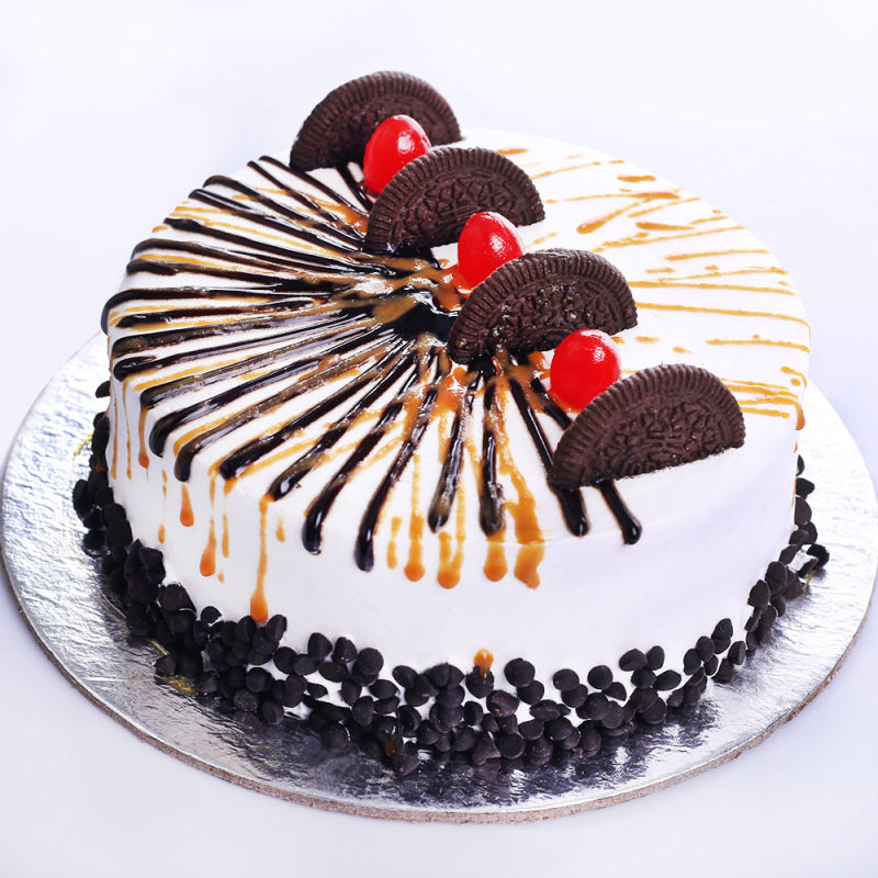 Oreo Choco Chip Blackforest cake